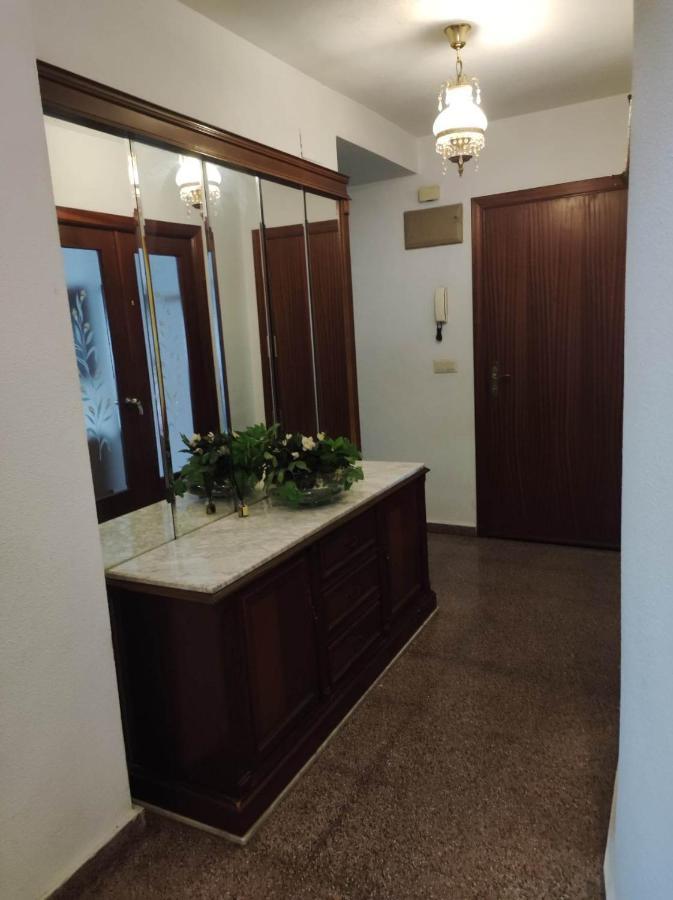 10-46-1- Комната В Квартире Для 4 Человек В Аликанте Екстериор снимка